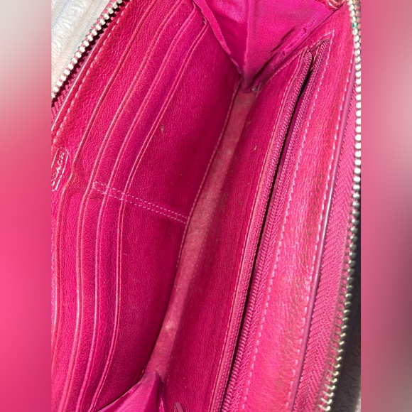 COACH Y2K “Poppy” wallet in hot pink & champagne - Picture 4 of 4